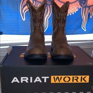 Women’s steel toe boots